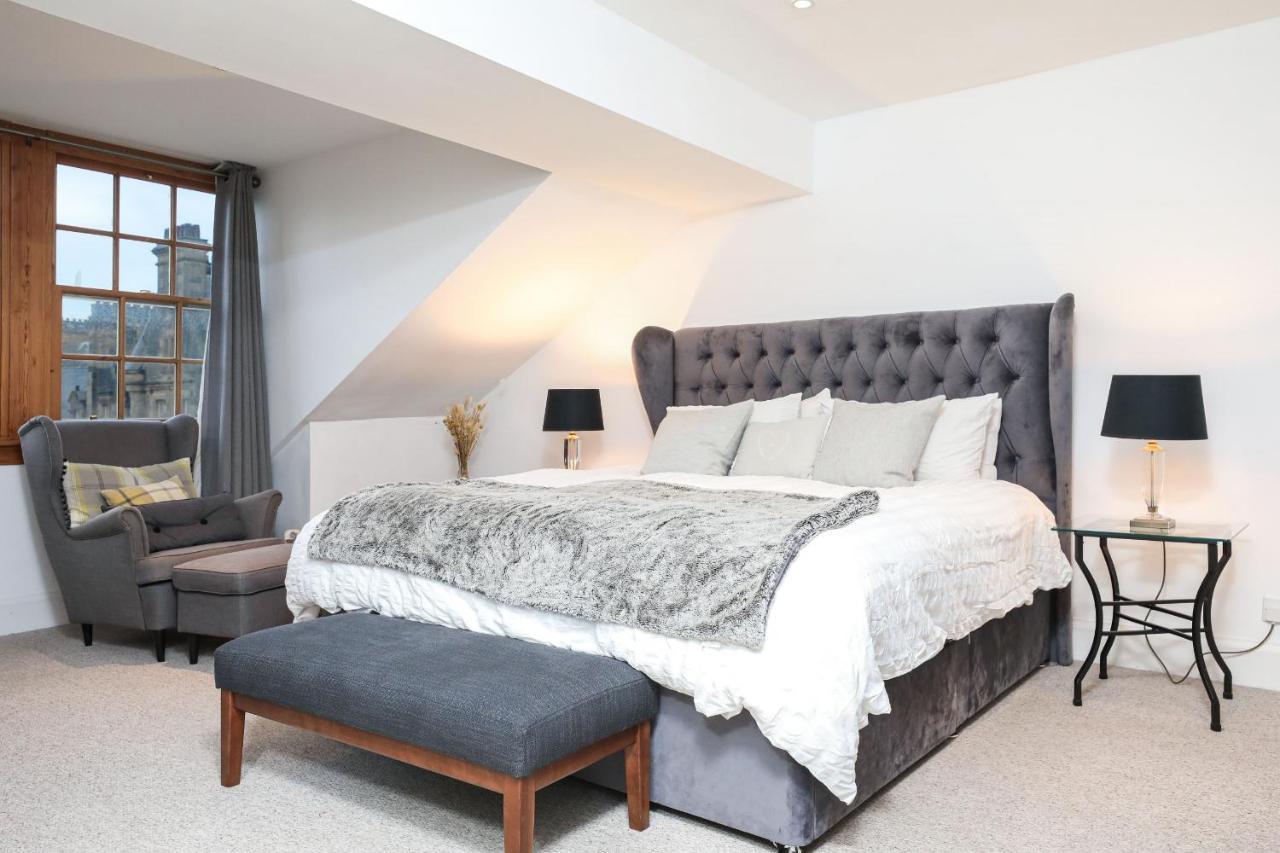 Luxury 3 Bed Royal Mile Apartment Edinburgh Exterior photo