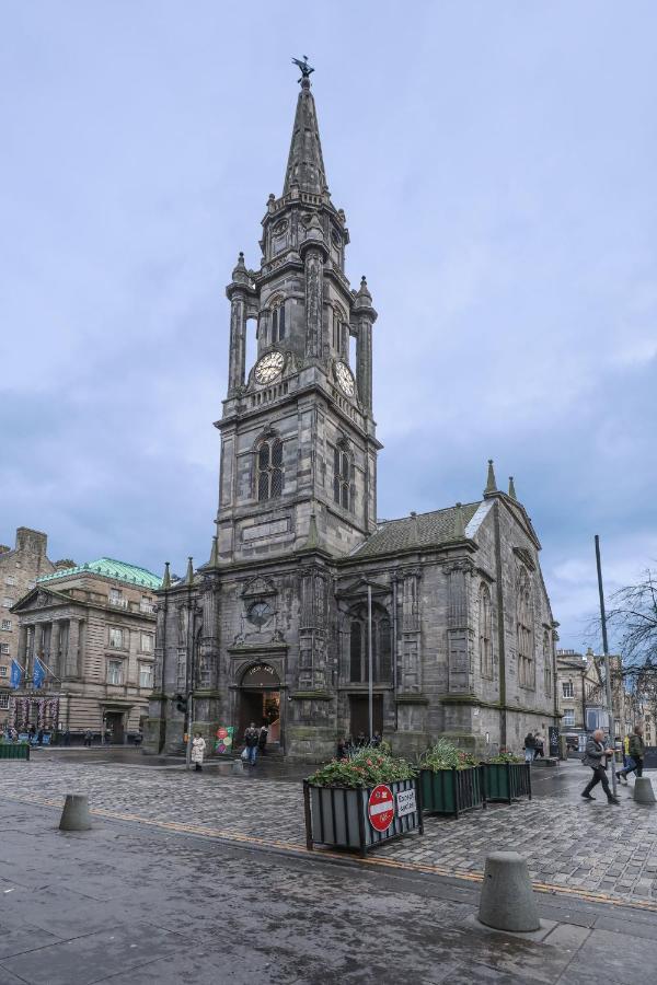 Luxury 3 Bed Royal Mile Apartment Edinburgh Exterior photo
