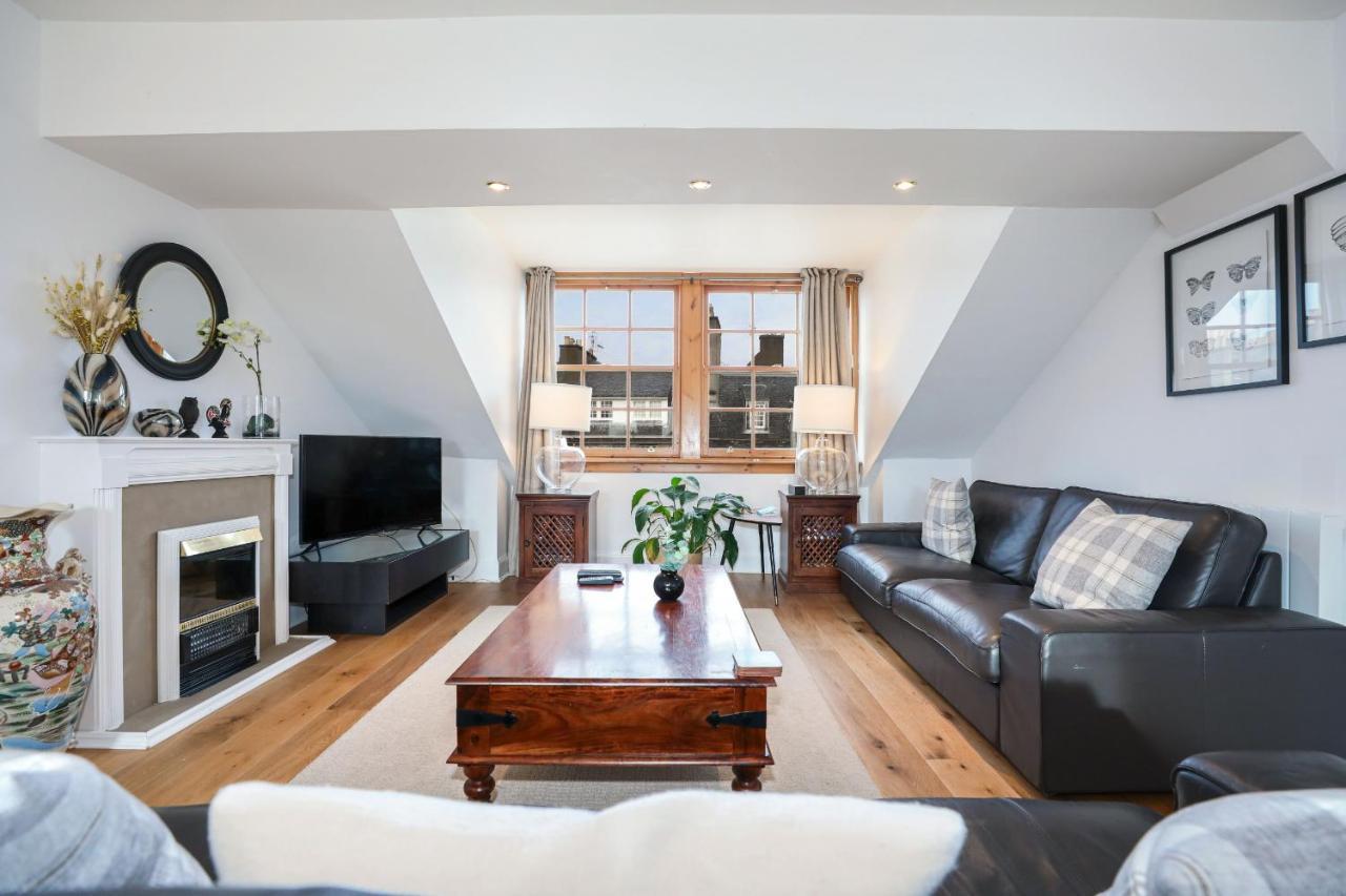Luxury 3 Bed Royal Mile Apartment Edinburgh Exterior photo